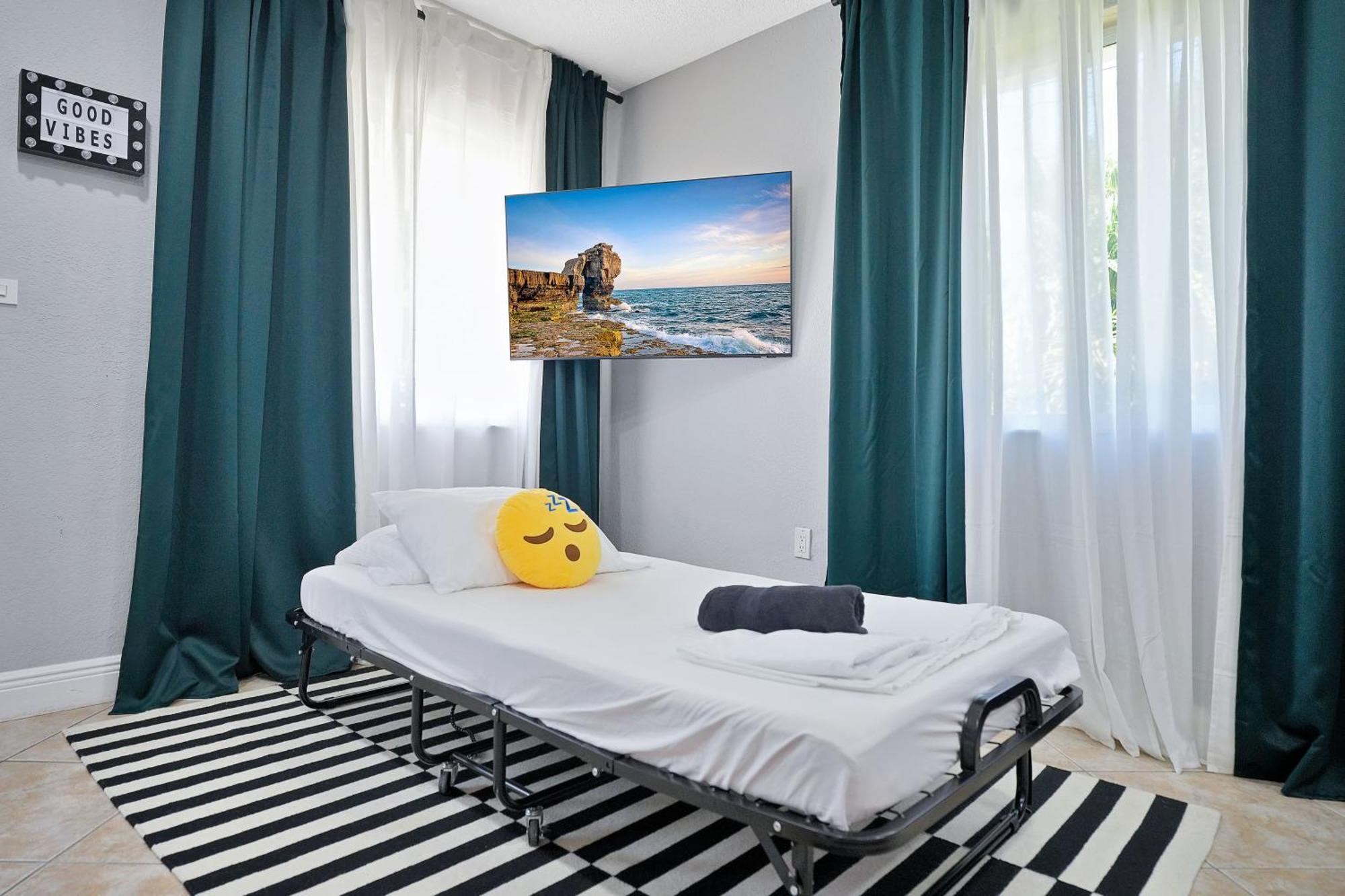 Vacay Spot Happy Escape 15 Min Beach Massage Shower Prime Loc! 6 Blocks Away From Bars, Nite Clubs, Res, Shops Miami Esterno foto