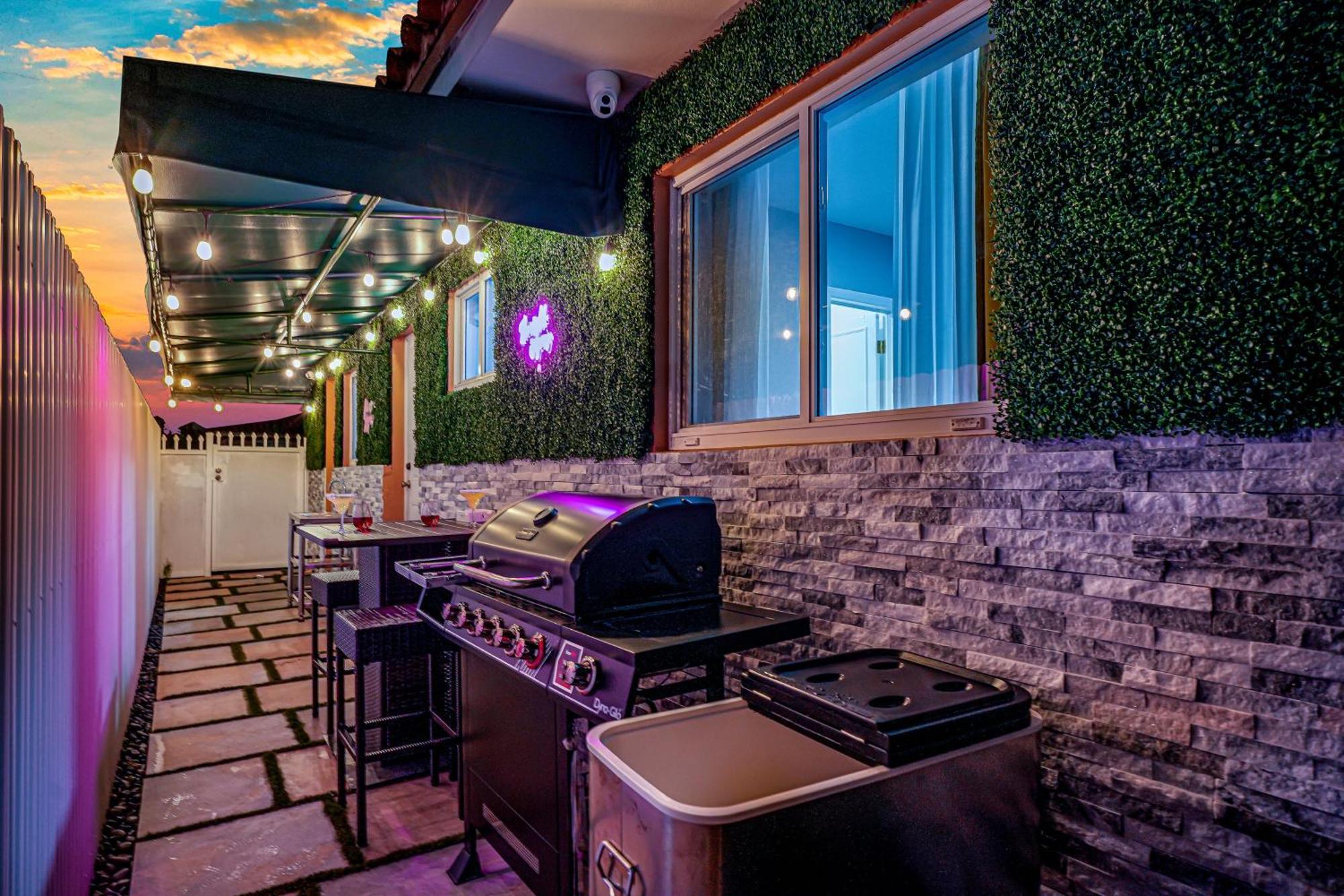 Vacay Spot Happy Escape 15 Min Beach Massage Shower Prime Loc! 6 Blocks Away From Bars, Nite Clubs, Res, Shops Miami Esterno foto